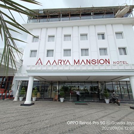 Aarya Mansion Vaccinated Staff Hotel Hassan Exterior foto